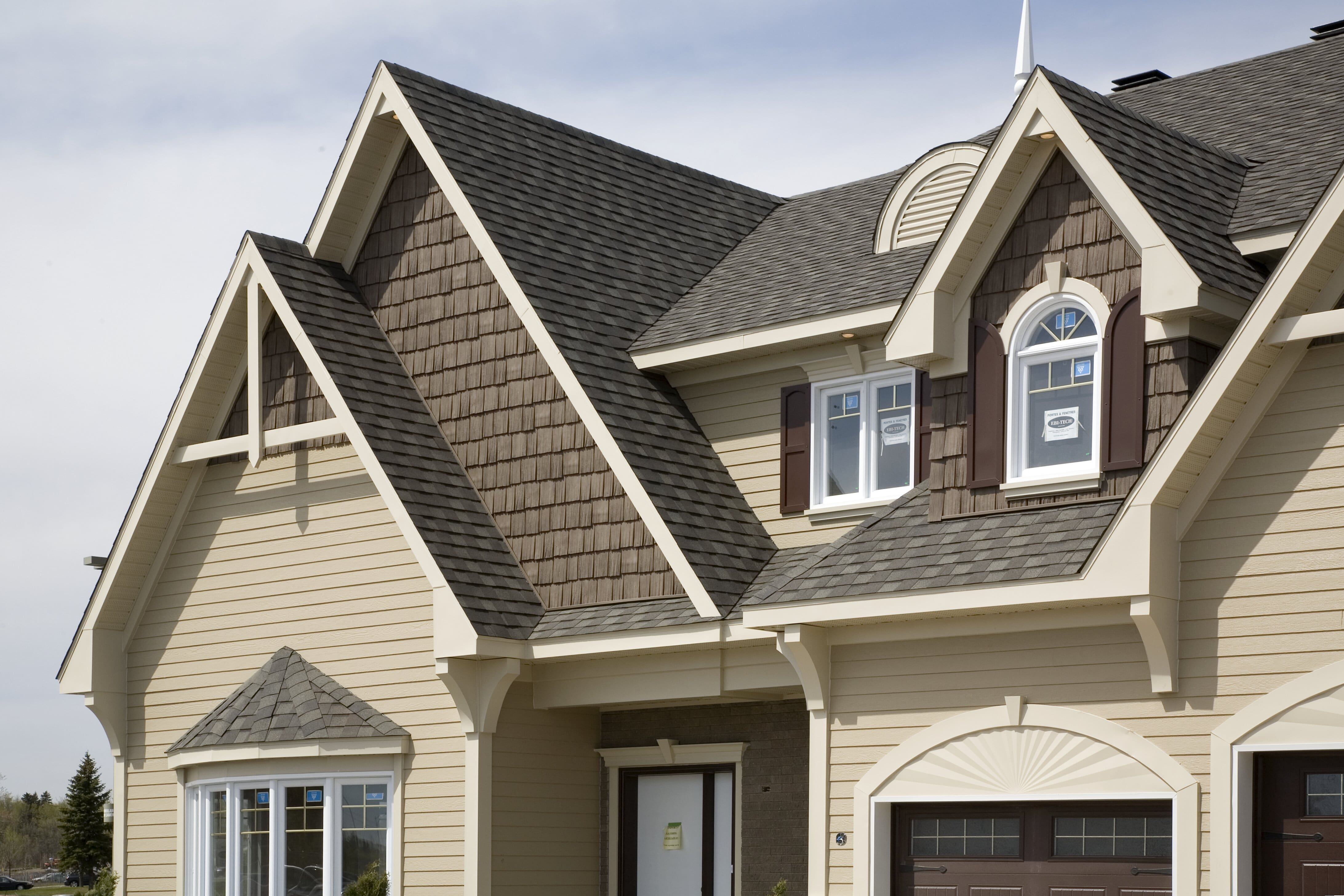 Hand-split cedar blend gable